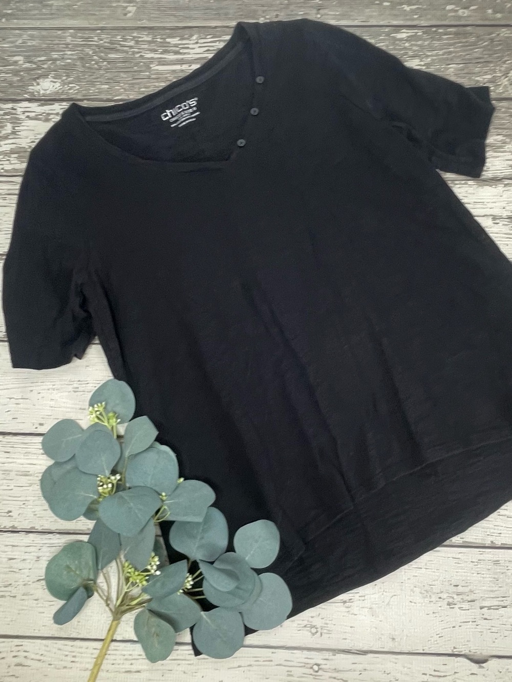 Chico’s Short Sleeve Button Detail Tee Shirt